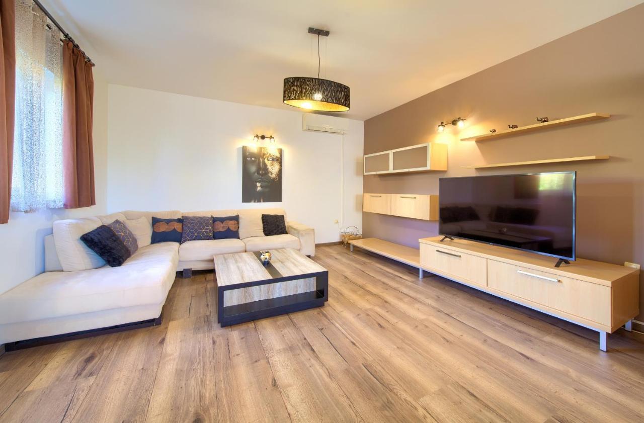 Apartment Lidija Krk Town Exterior foto