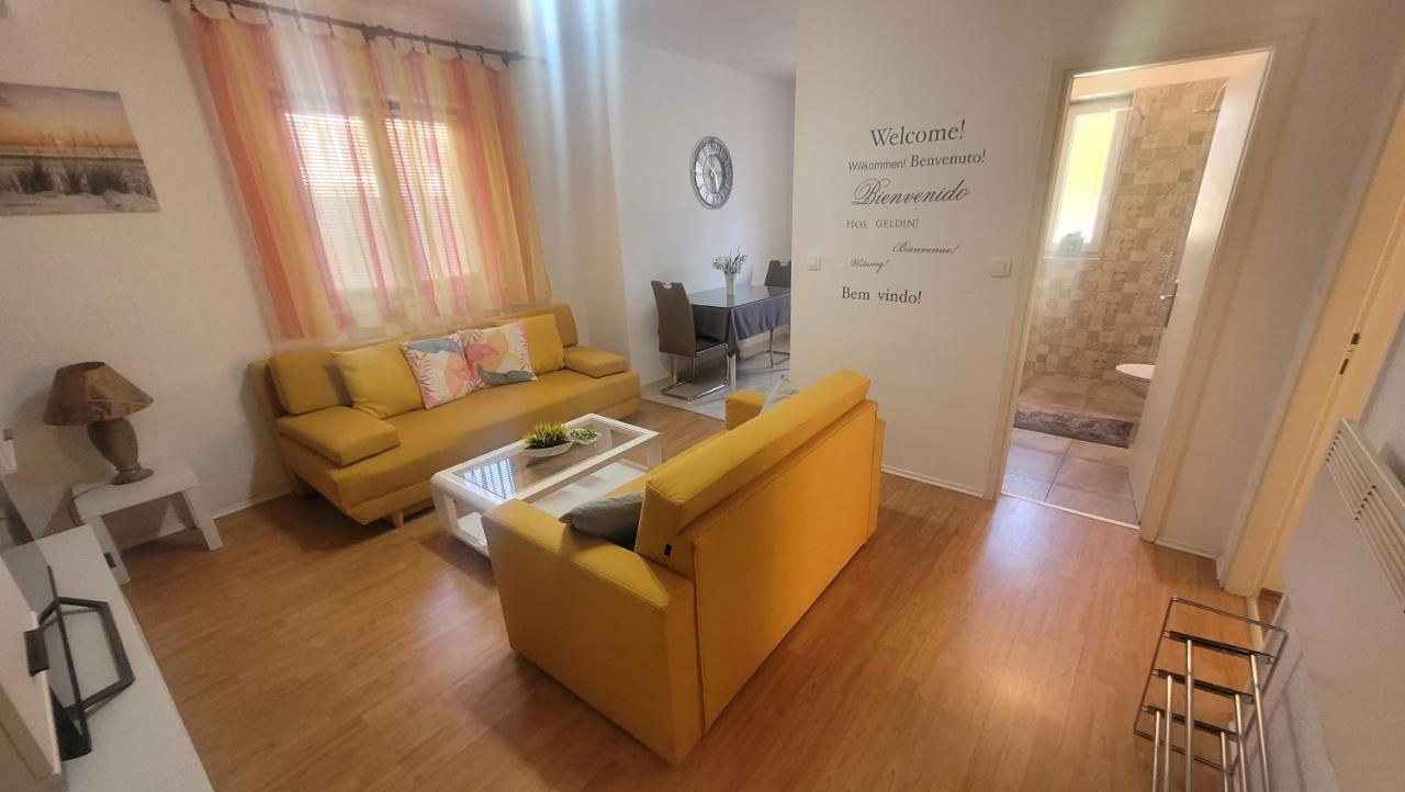 Apartment Lidija Krk Town Exterior foto