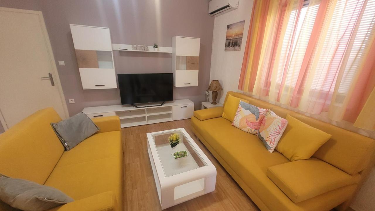 Apartment Lidija Krk Town Exterior foto